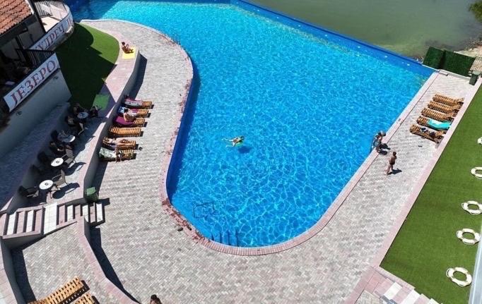 Jezero Kudrec Hotel Smederevska Palanka Buitenkant foto