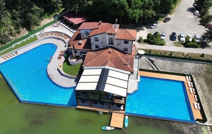 Jezero Kudrec Hotel Smederevska Palanka Buitenkant foto
