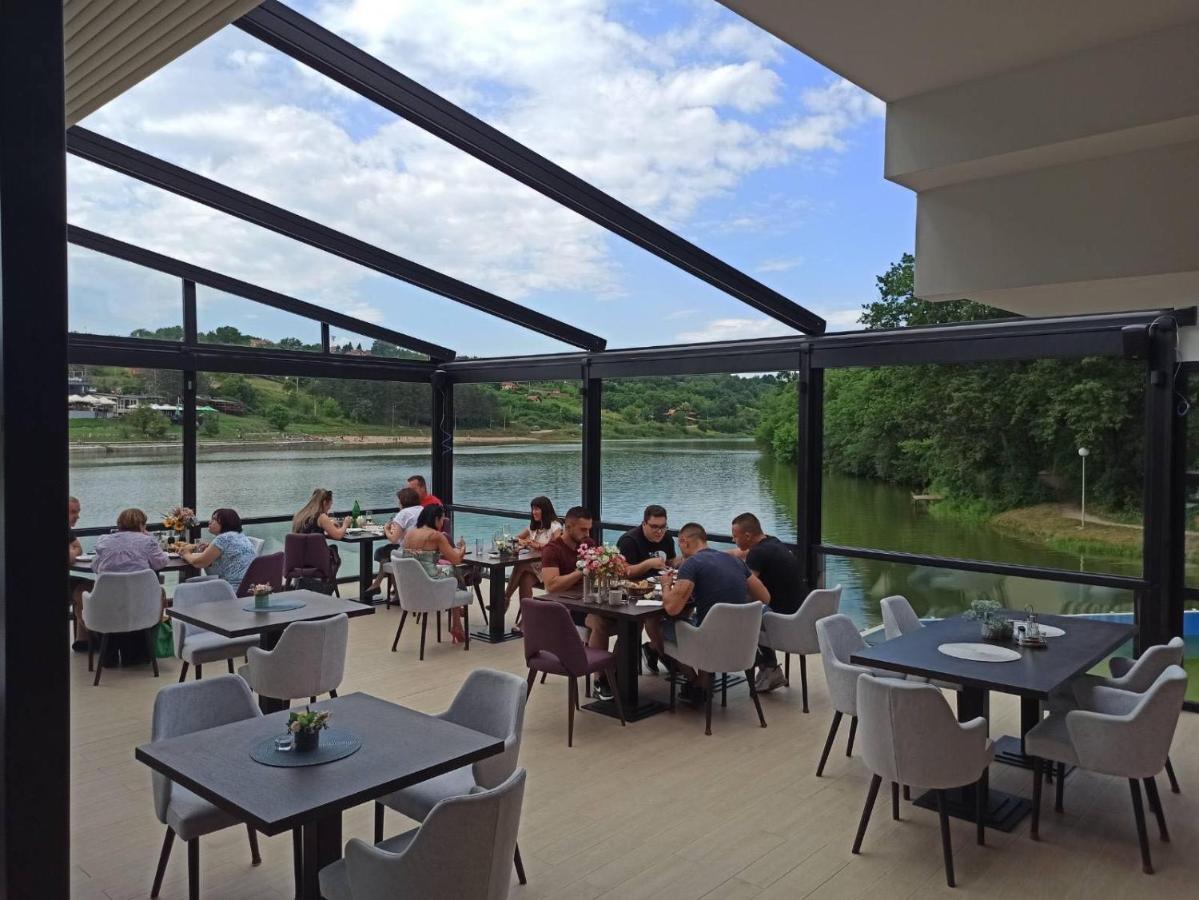 Jezero Kudrec Hotel Smederevska Palanka Buitenkant foto