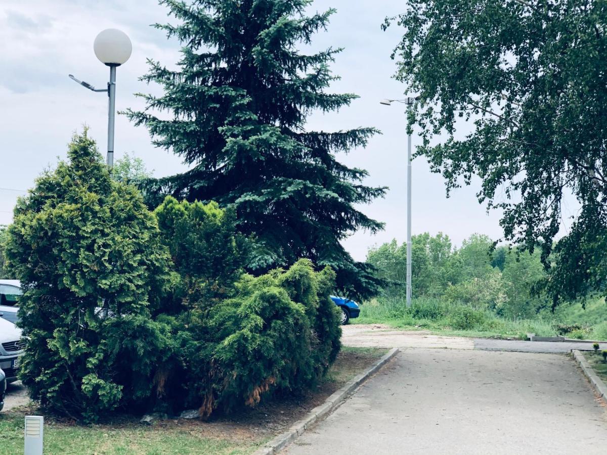 Jezero Kudrec Hotel Smederevska Palanka Buitenkant foto
