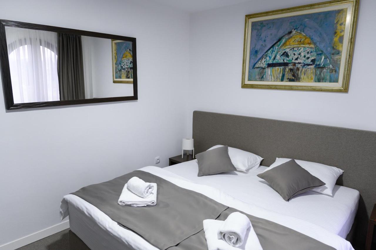 Jezero Kudrec Hotel Smederevska Palanka Buitenkant foto